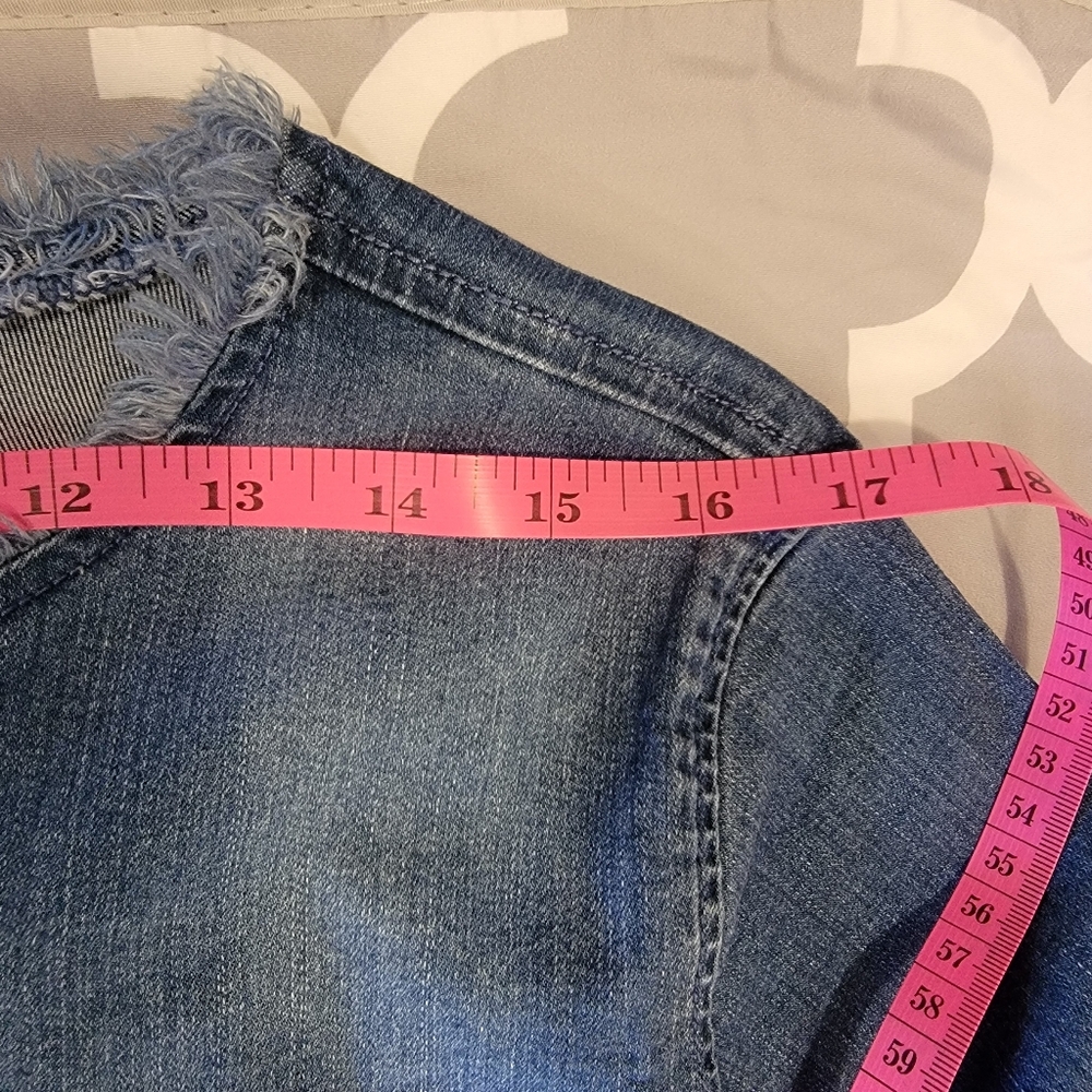 Belle by Kim Gravel‎ Braided Open Front Jean Jacket Medium Frayed Edges - Picture 4 of 9